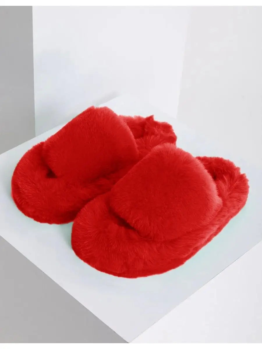 NAYLA - FLUFFY SLIPPERS