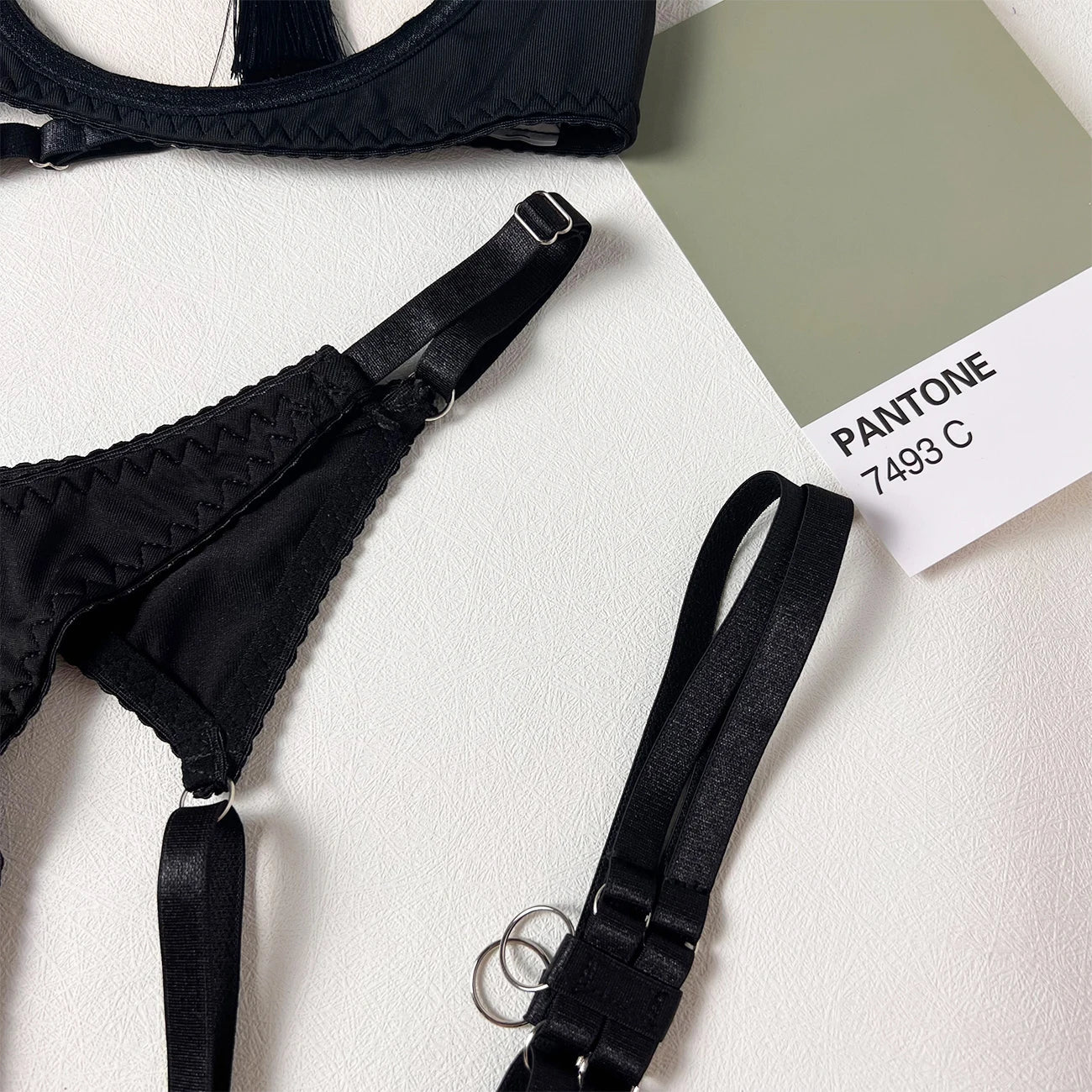 OLIVIA - STRAPPY LINGERIE SET