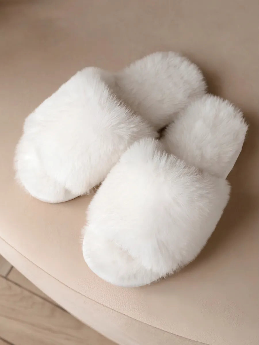 GRETA - FLUFFY SLIPPERS