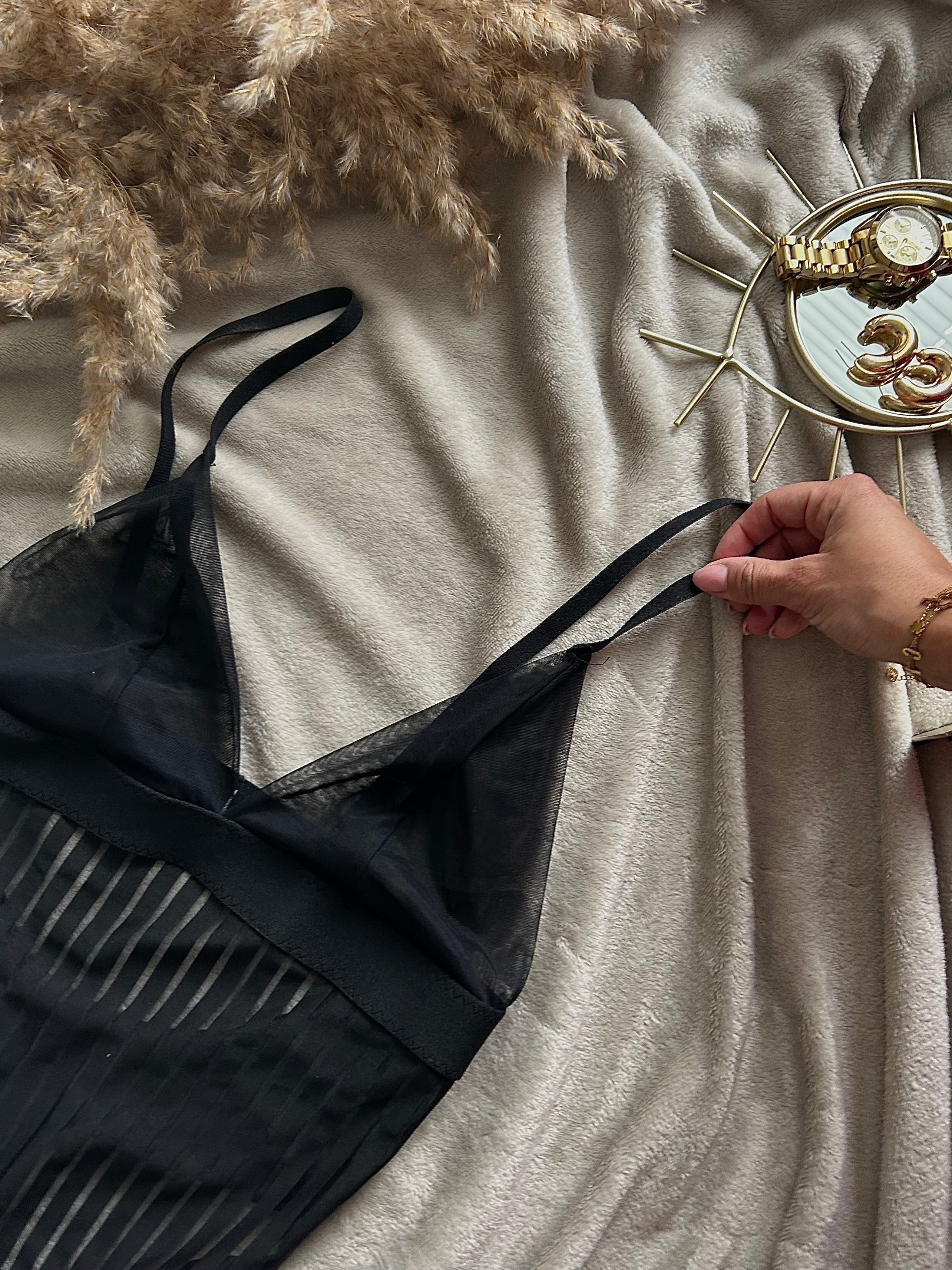 ALANA - MINIMALIST BODYSUIT