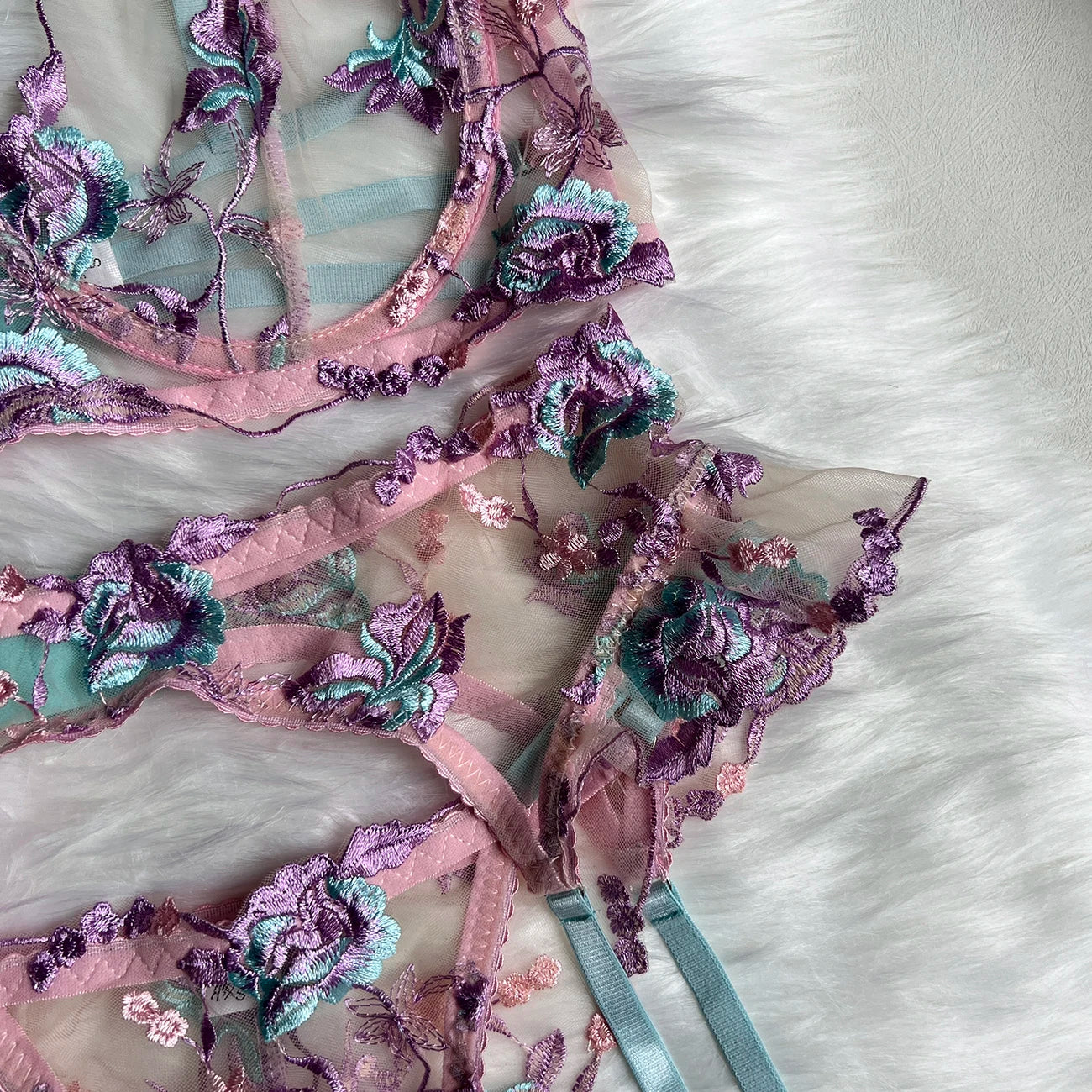 VICTORIA - PASTEL LINGERIE SET