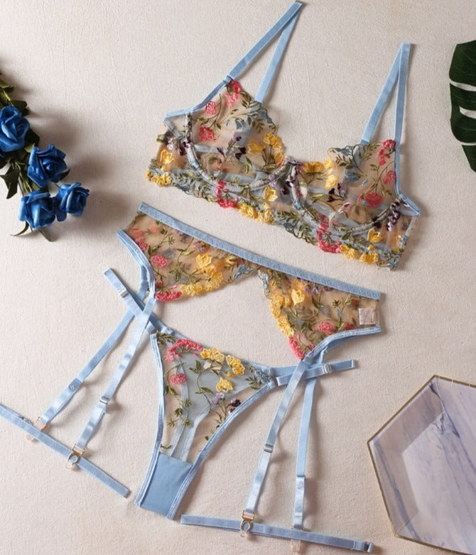 DAISY - FRENCH LINGERIE SET