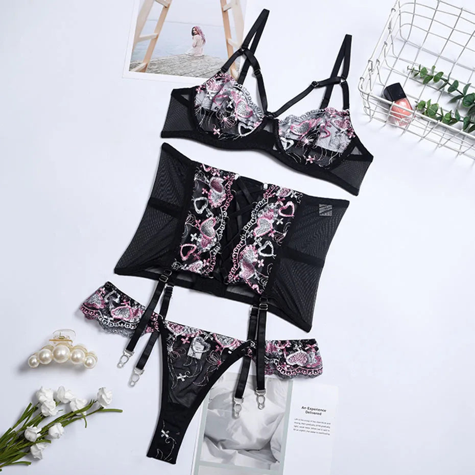 LAYLA - FRENCH LINGERIE SET