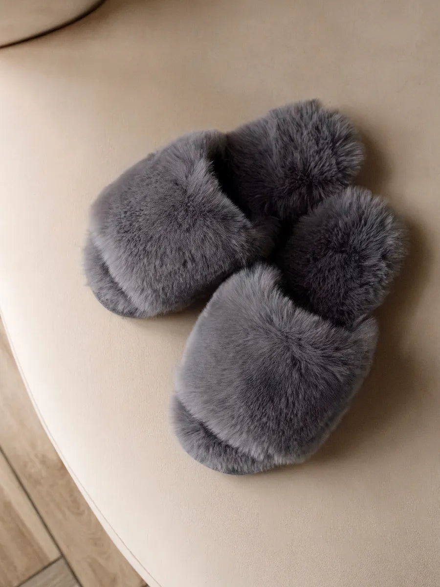 KLARA - FLUFFY SLIPPERS