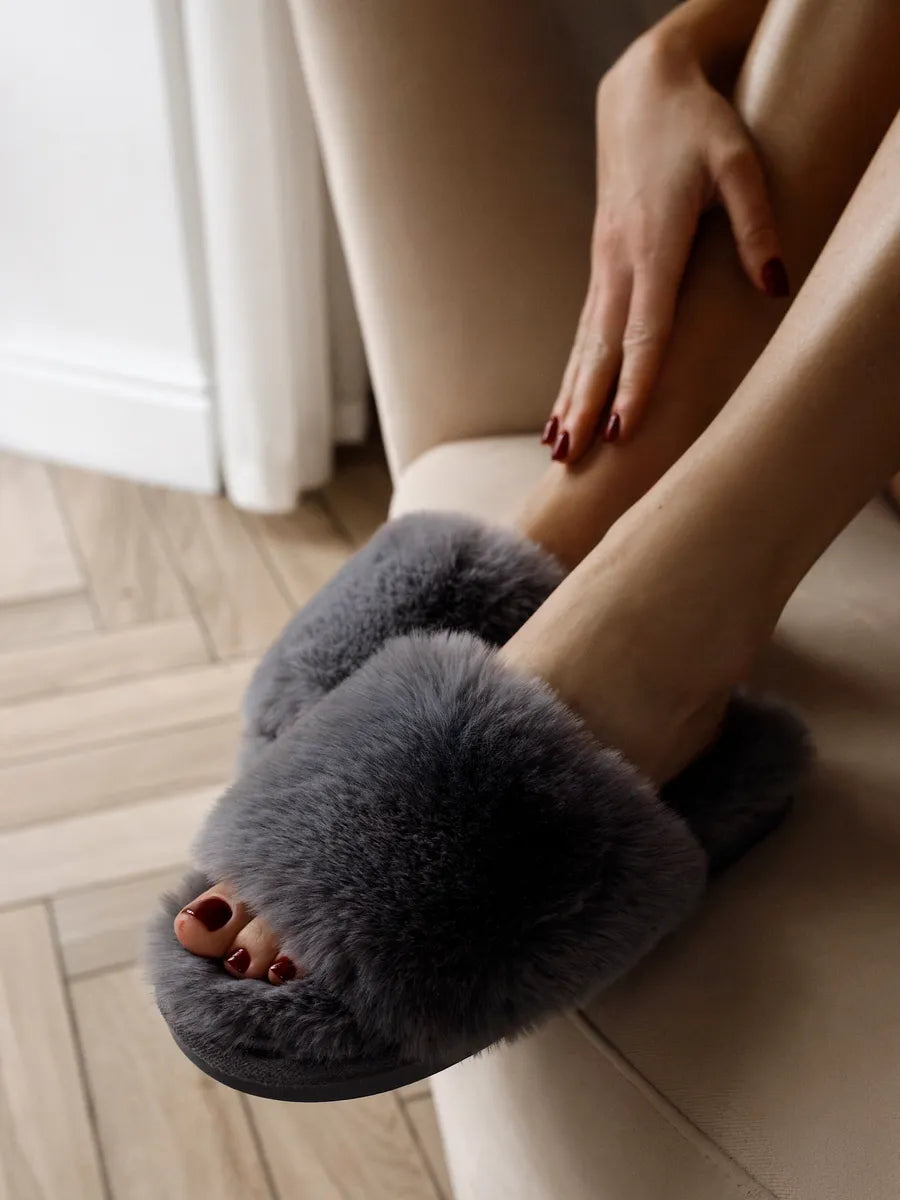 KLARA - FLUFFY SLIPPERS