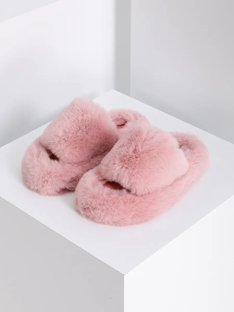 MONYA - FLUFFY SLIPPERS