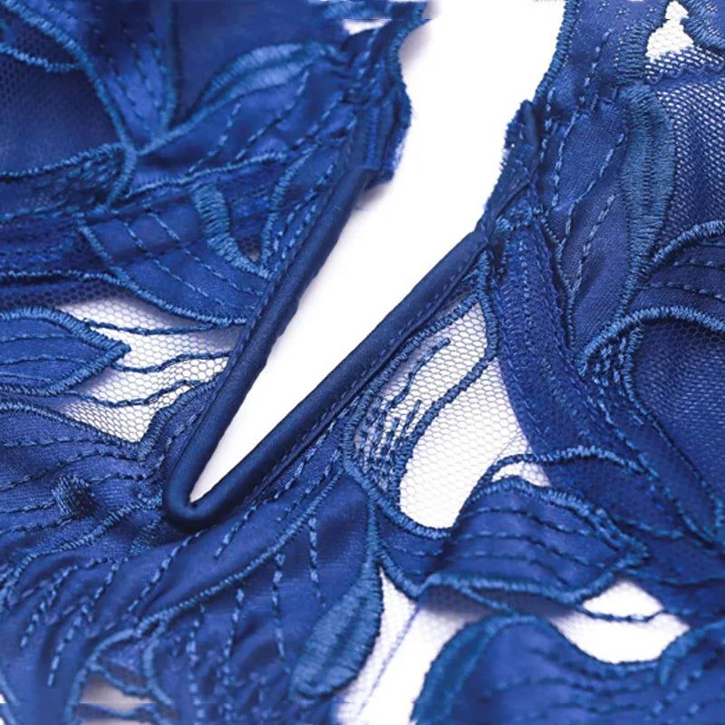 ELEONORE - FRENCH LINGERIE SET