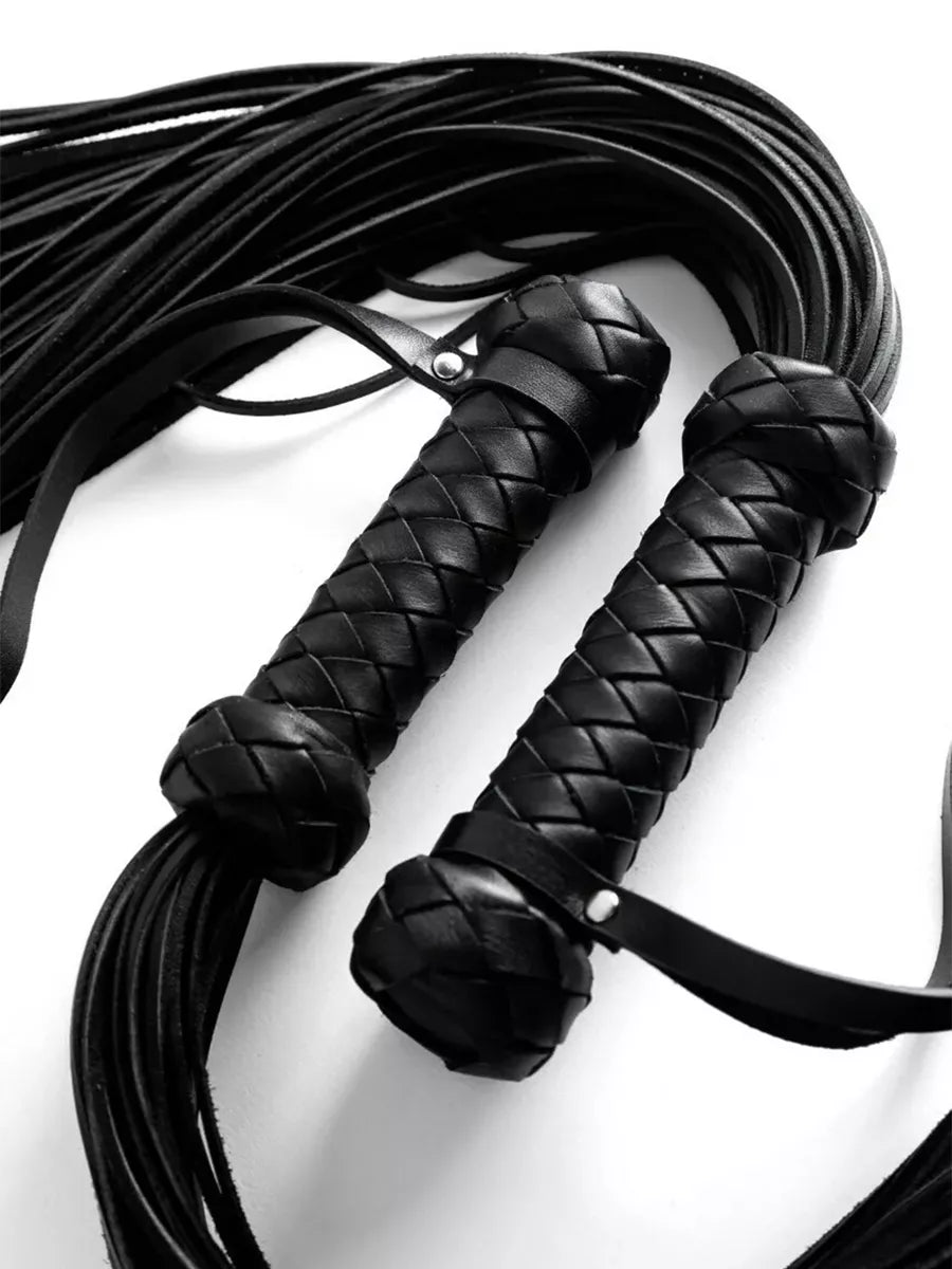 MARY - LEATHER WHIP